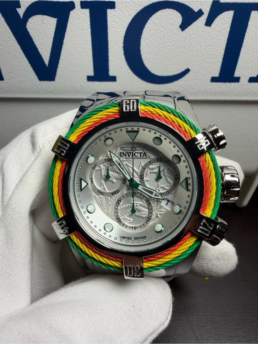 Invicta Bolt Zeus One Love (27496)